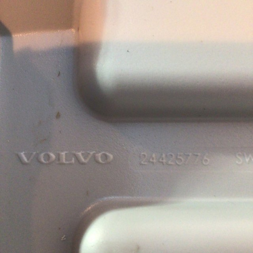 Спойлер кабины боковой L VOLVO