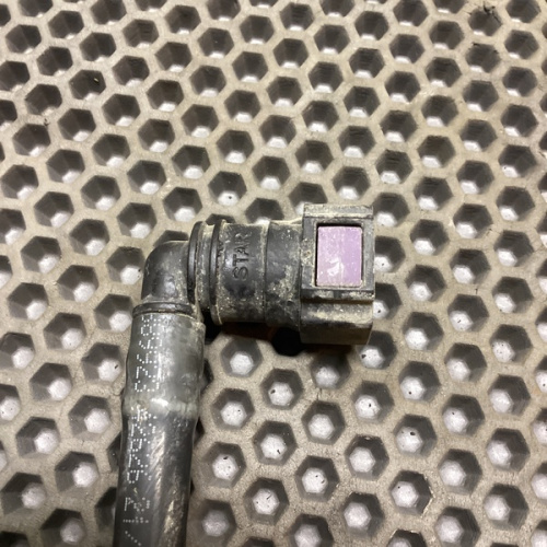 Трубка расширительного бочка Volvo