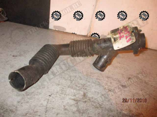 Трубка залива масла