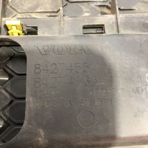 Решетка радиатора Volvo