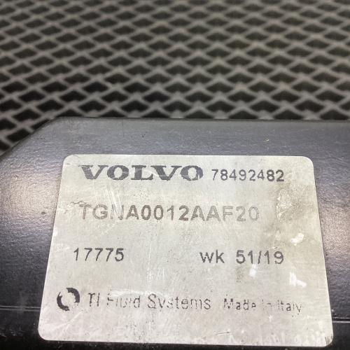 Кронштейн осушителя кондиционера VOLVO