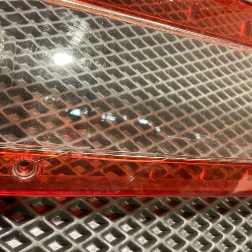 Стекло заднего габаритного фонаря VOLVO