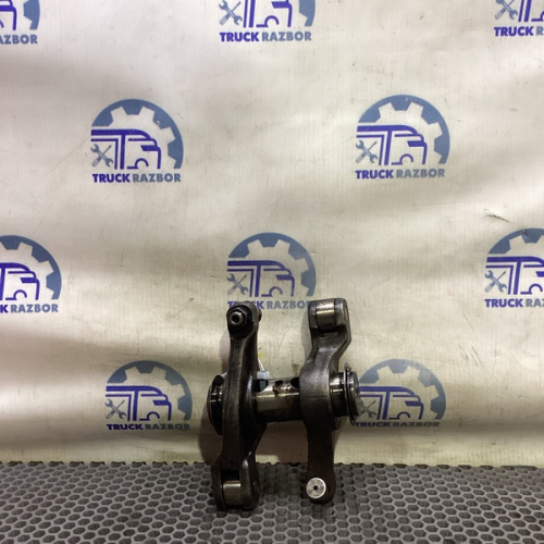 Рокерный вал MAN