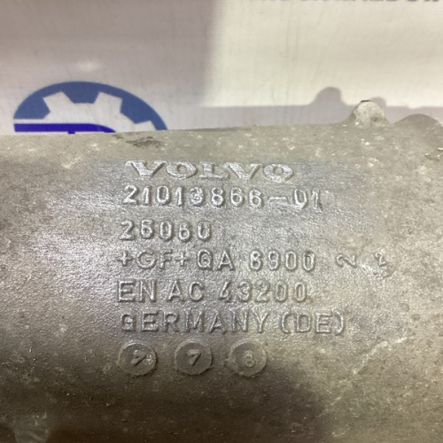 Патрубок воздушного фильтра VOLVO