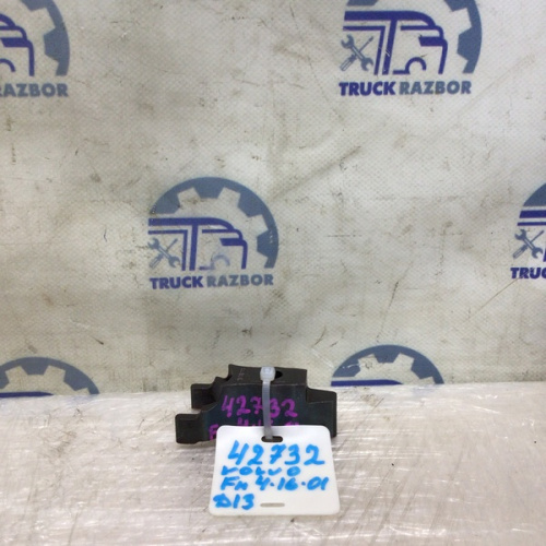 Кронштейн форсунки ГБЦ D16 VOLVO