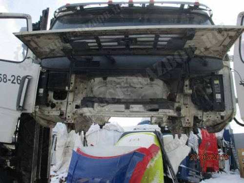 Кабина VOLVO FM низкая со спальником