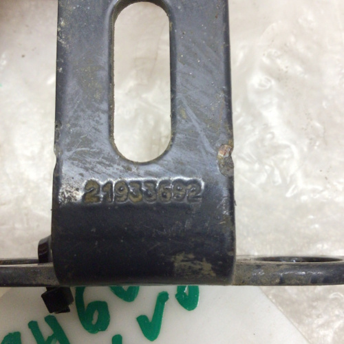 Кронштейн трубок насоса подъема кабины Volvo