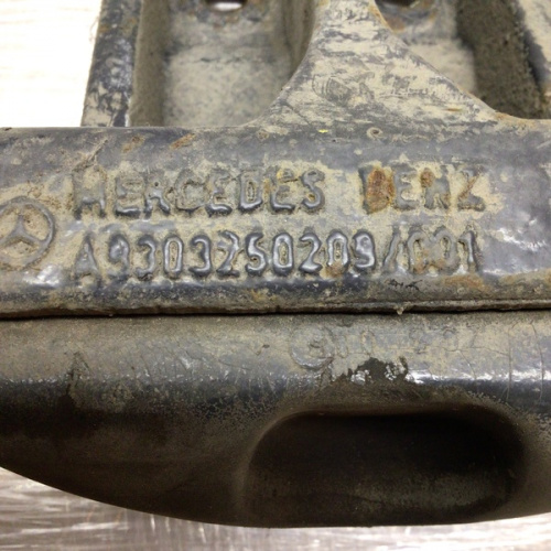 Отбойник заднего моста Mercedes-Benz