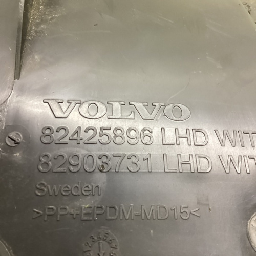 Панель торпедо, L VOLVO